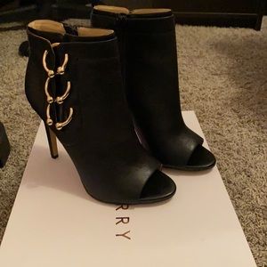 Black heeled booties